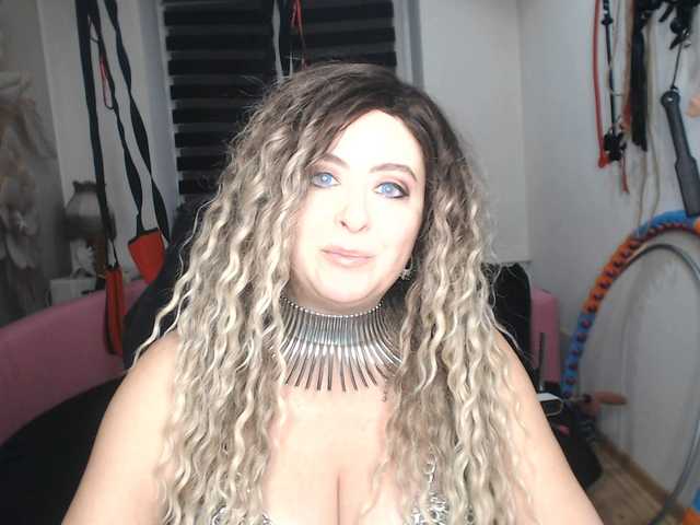 missGODDESS's BongaCams show and profile