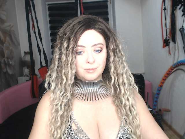 missGODDESS's BongaCams show and profile