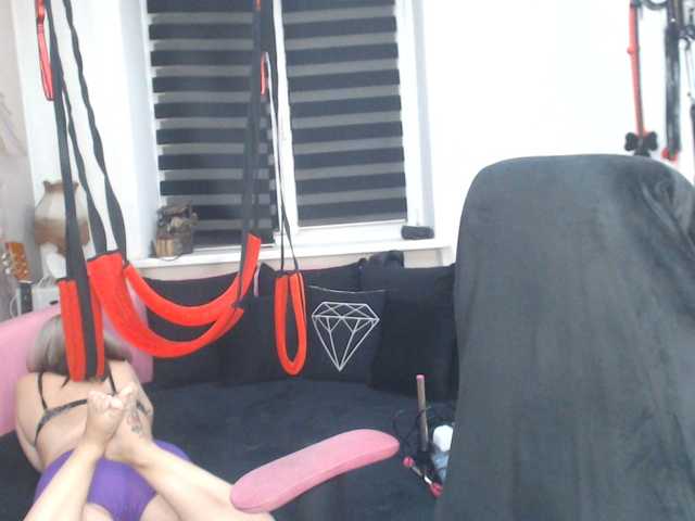 missGODDESS's BongaCams show and profile