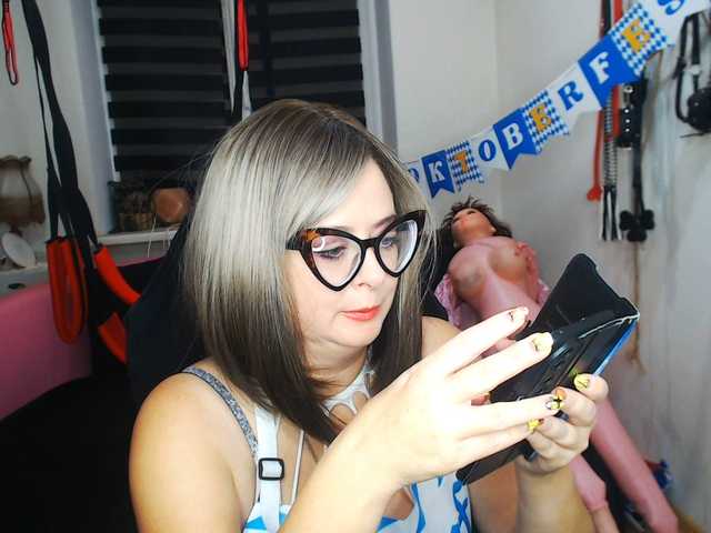 missGODDESS from BongaCams is Freechat