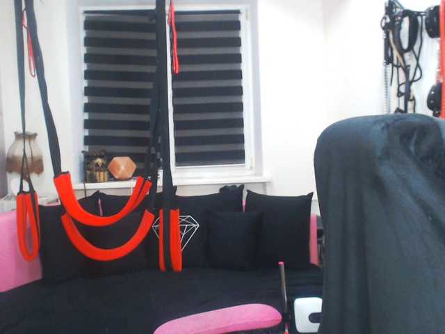  missGODDESS chat room