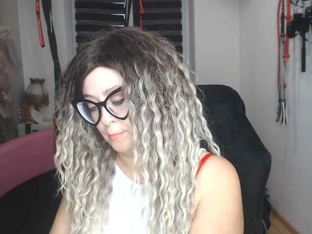 missGODDESS's BongaCams show and profile