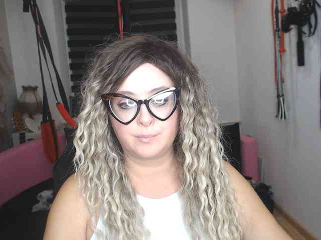 missGODDESS webcam