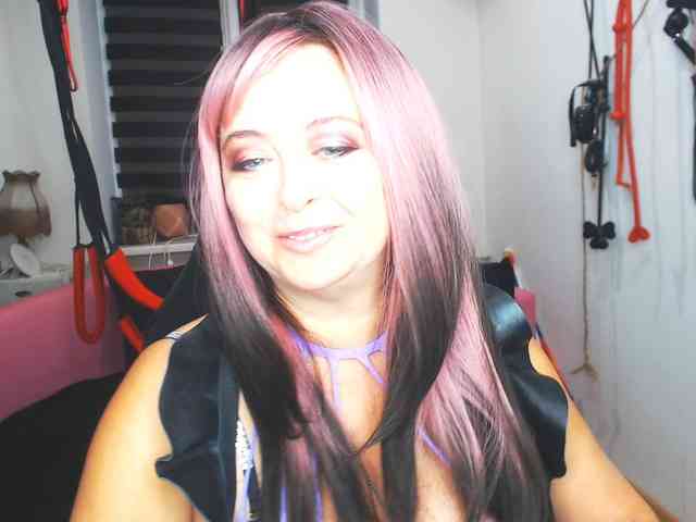 missGODDESS webcam