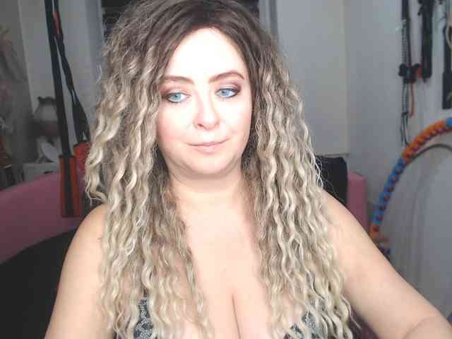 missGODDESS webcam