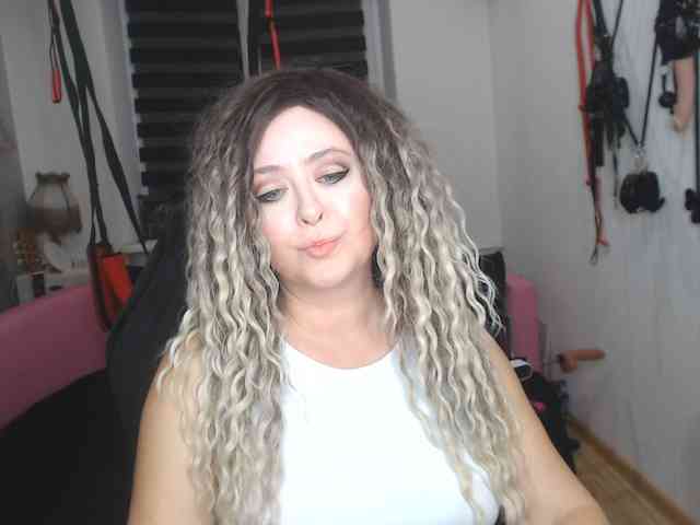 missGODDESS webcam