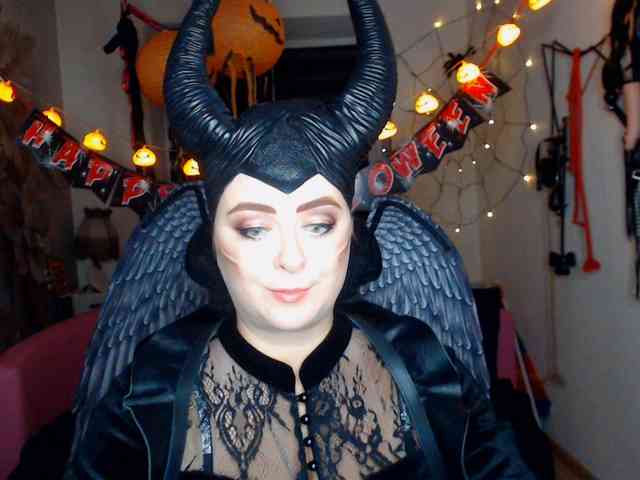 missGODDESS webcam