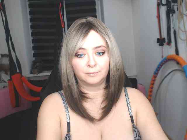 missGODDESS webcam