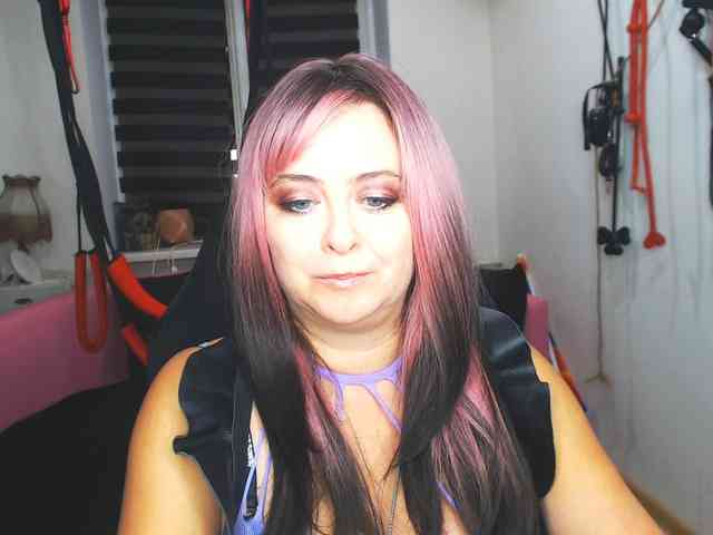 missGODDESS webcam