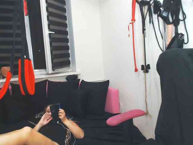 missGODDESS webcam
