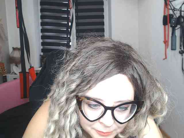 missGODDESS webcam