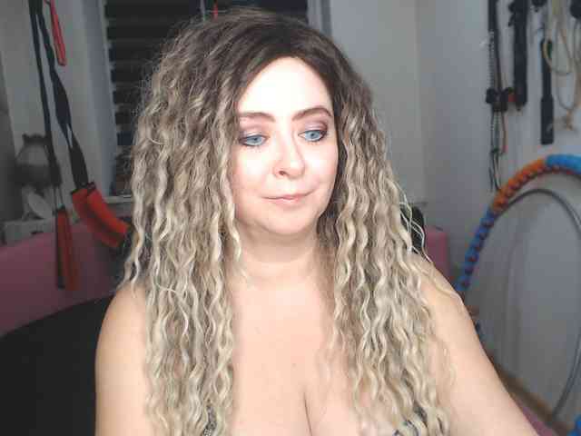 missGODDESS webcam