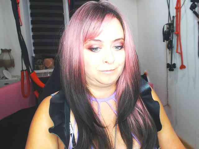 missGODDESS webcam