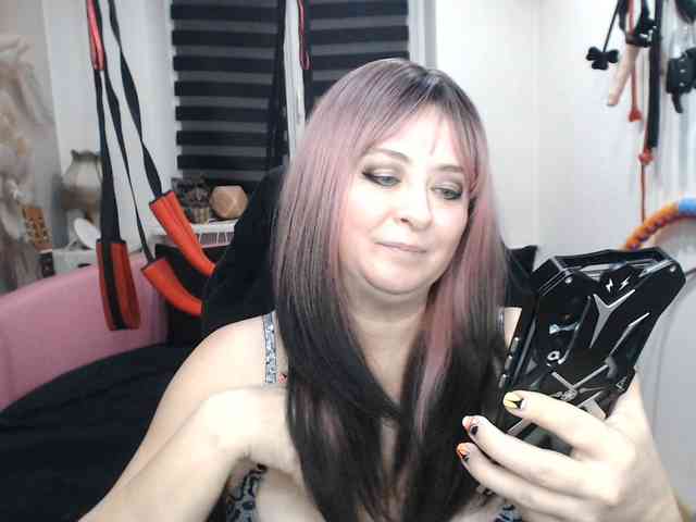 missGODDESS webcam
