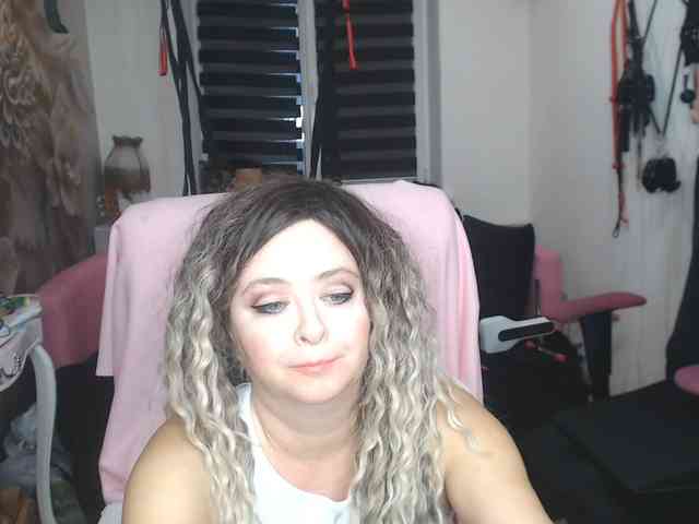 missGODDESS webcam