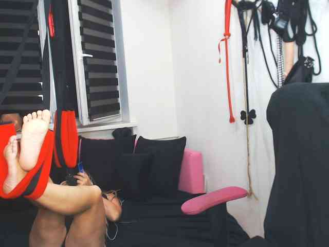 missGODDESS webcam