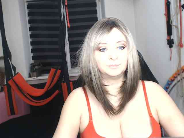 missGODDESS webcam