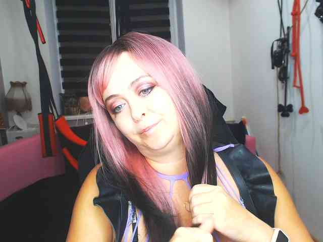 missGODDESS webcam