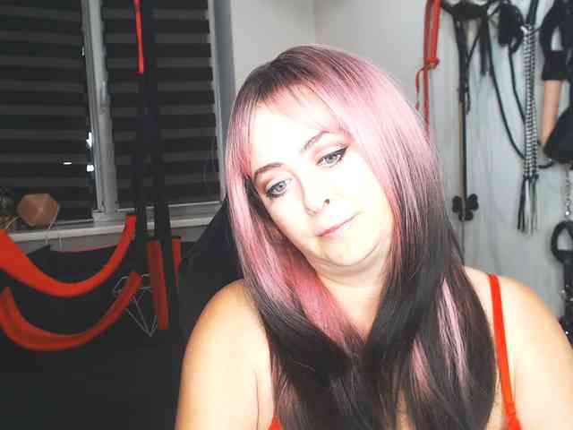 missGODDESS webcam
