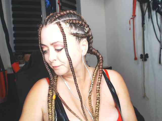 missGODDESS webcam