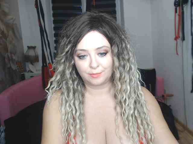 missGODDESS webcam