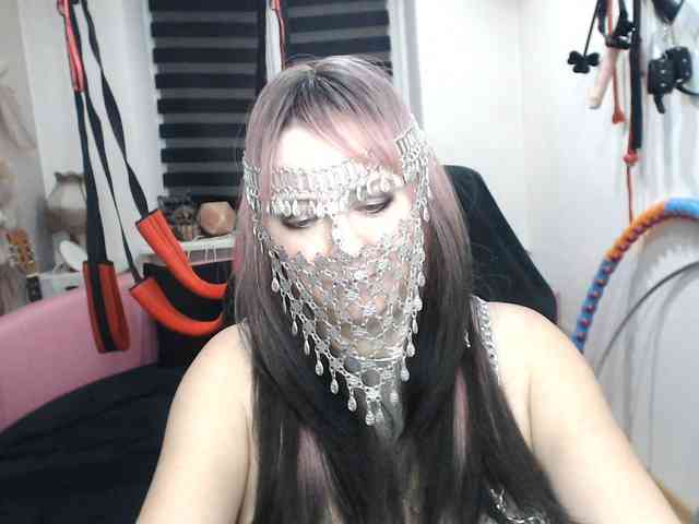 missGODDESS Live Webcam on BongaCams