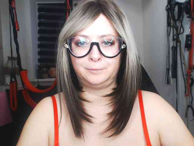 missGODDESS webcam