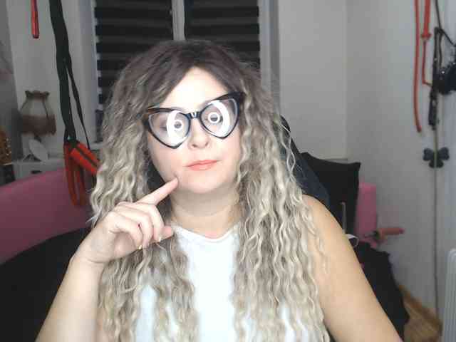 missGODDESS Live Webcam on {site_name}