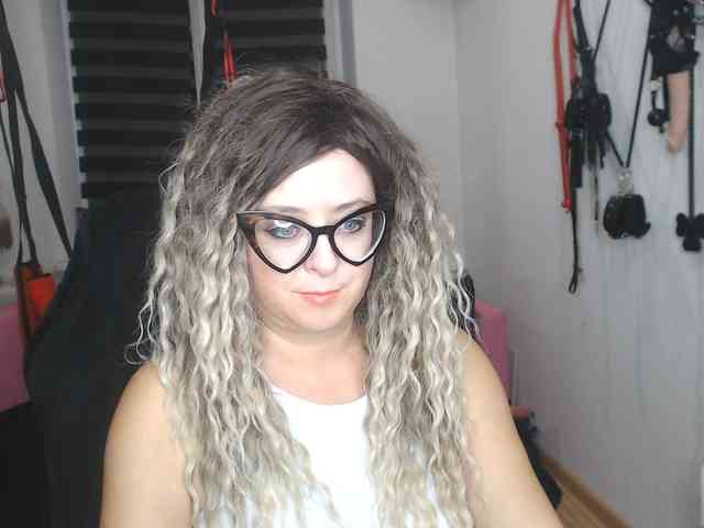 missGODDESS webcam