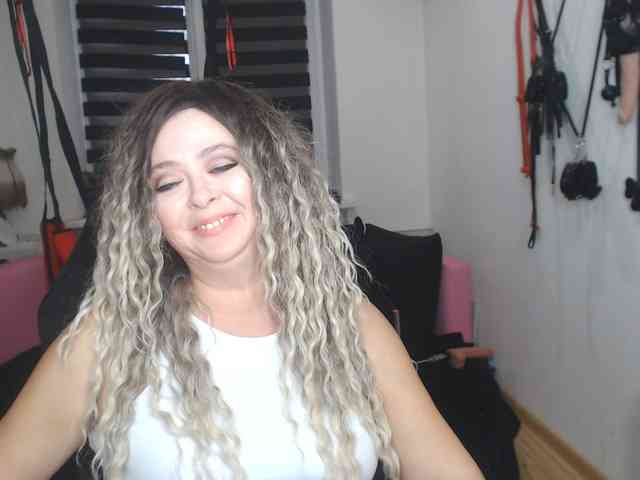 missGODDESS webcam