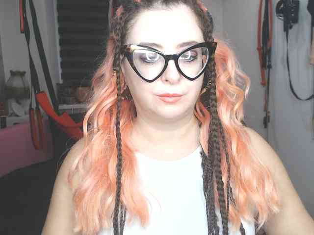 adult free cam MissGODDESS