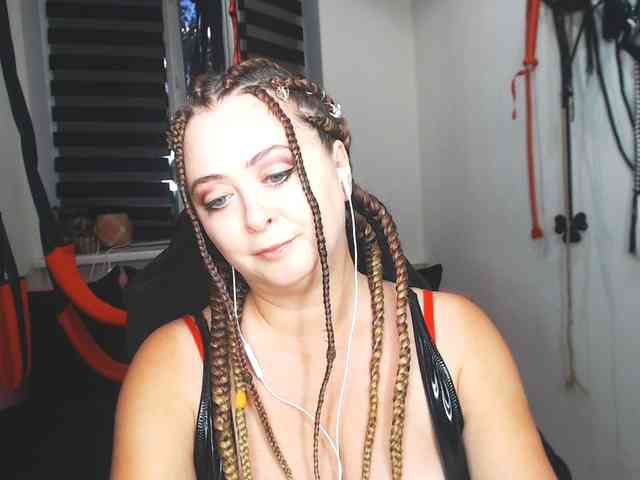 missGODDESS webcam