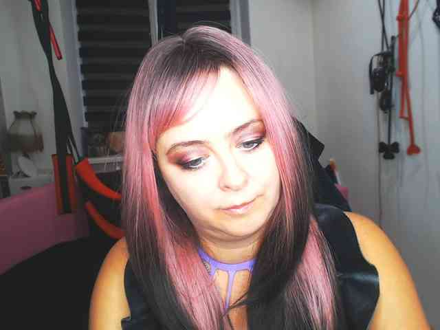 missGODDESS webcam