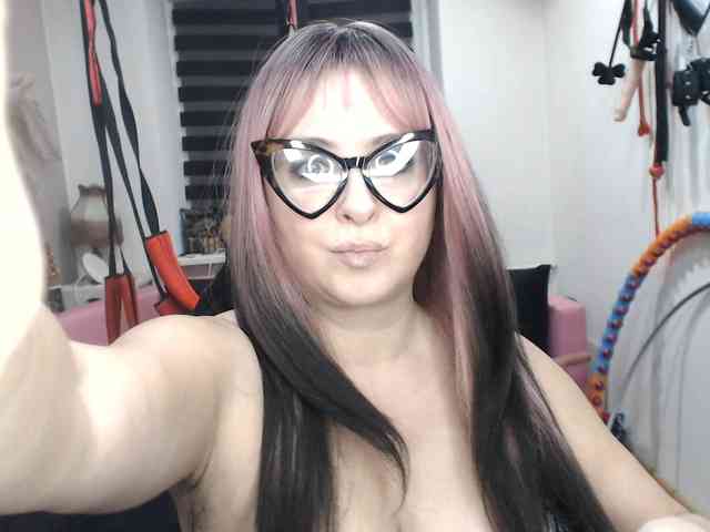 missGODDESS webcam