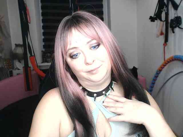 missGODDESS webcam