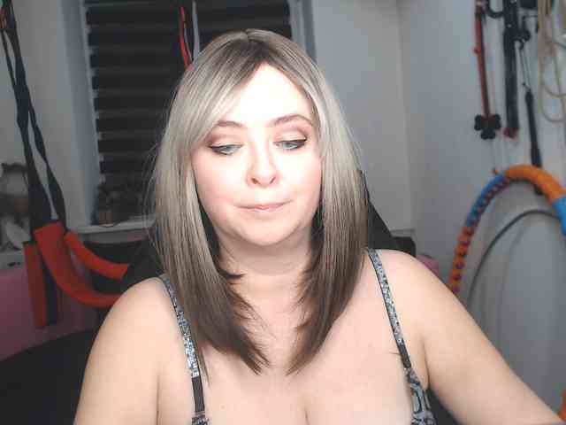 missGODDESS webcam