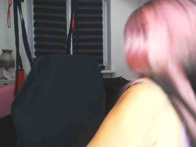 missGODDESS webcam