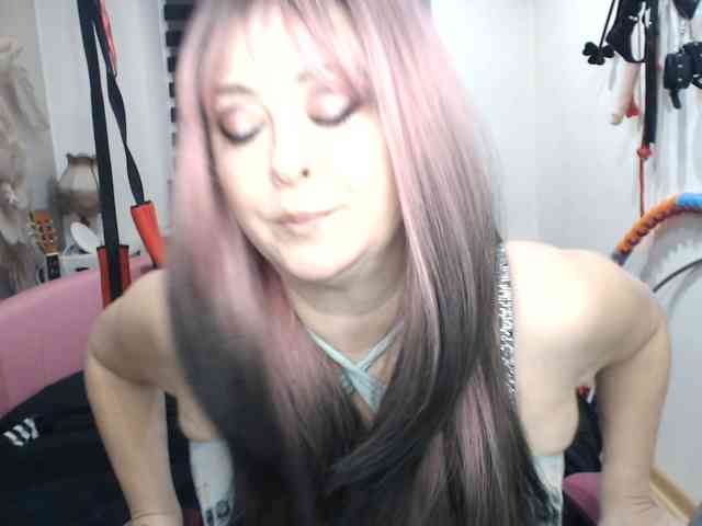 missGODDESS webcam