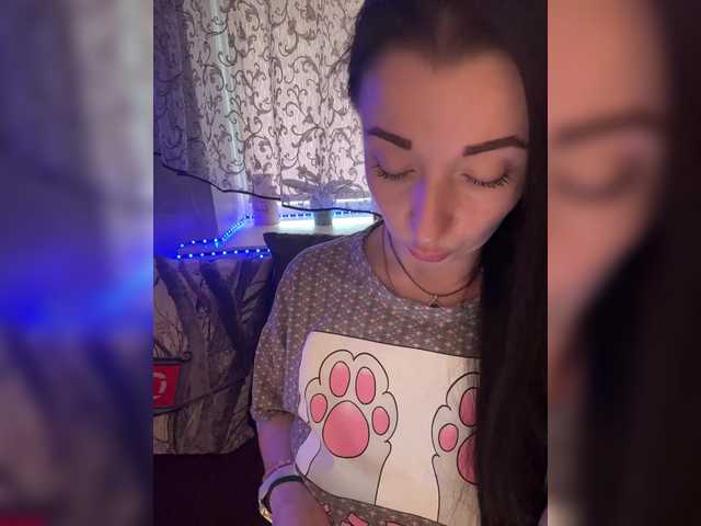 AureliyXXX's BongaCams show and profile