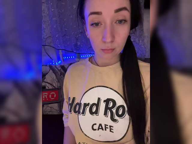 AureliyXXX's BongaCams show and profile