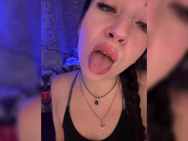 AureliyXXX's BongaCams show and profile
