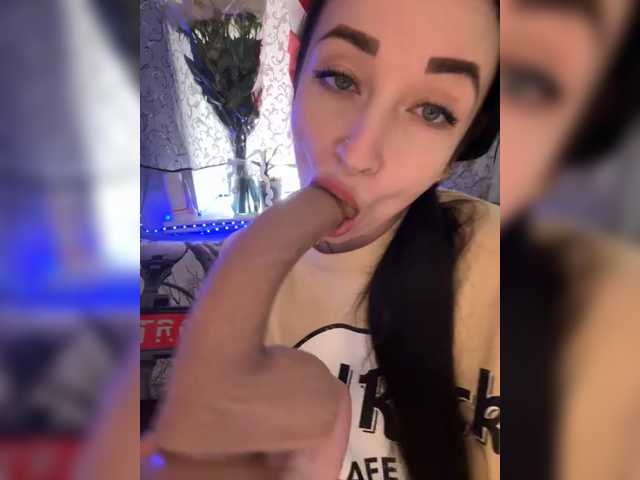 AureliyXXX's BongaCams show and profile