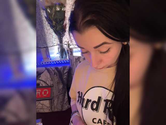 AureliyXXX's BongaCams show and profile