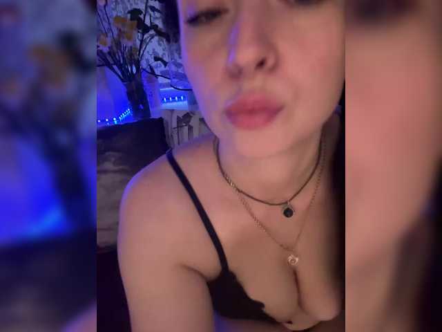 AureliyXXX's BongaCams show and profile