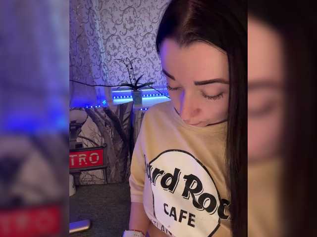 AureliyXXX's BongaCams show and profile