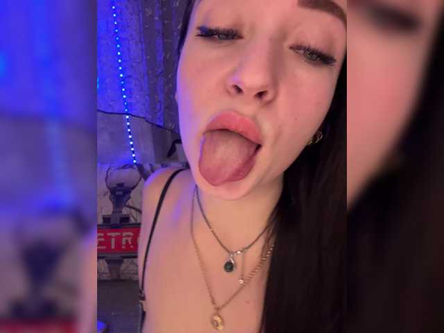 AureliyXXX's BongaCams show and profile