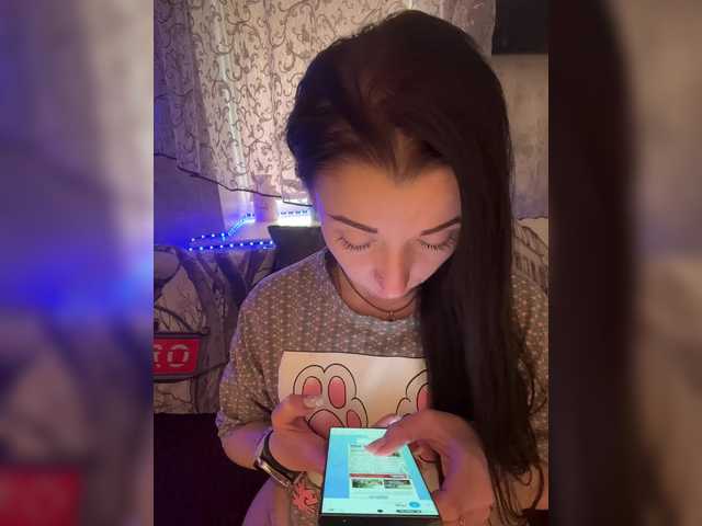 AureliyXXX's BongaCams show and profile