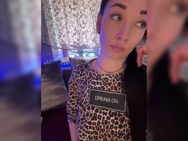 AureliyXXX's BongaCams show and profile