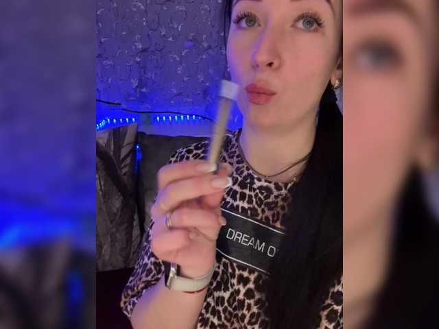 AureliyXXX's BongaCams show and profile