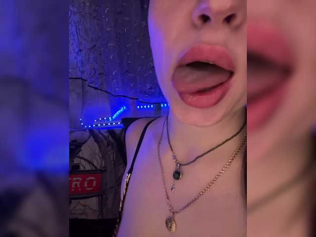 AureliyXXX's BongaCams profile